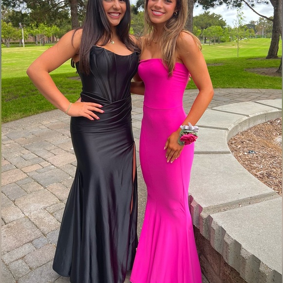 Orchid Pink Norma Kamali strapless fishtale gown - Picture 5 of 8